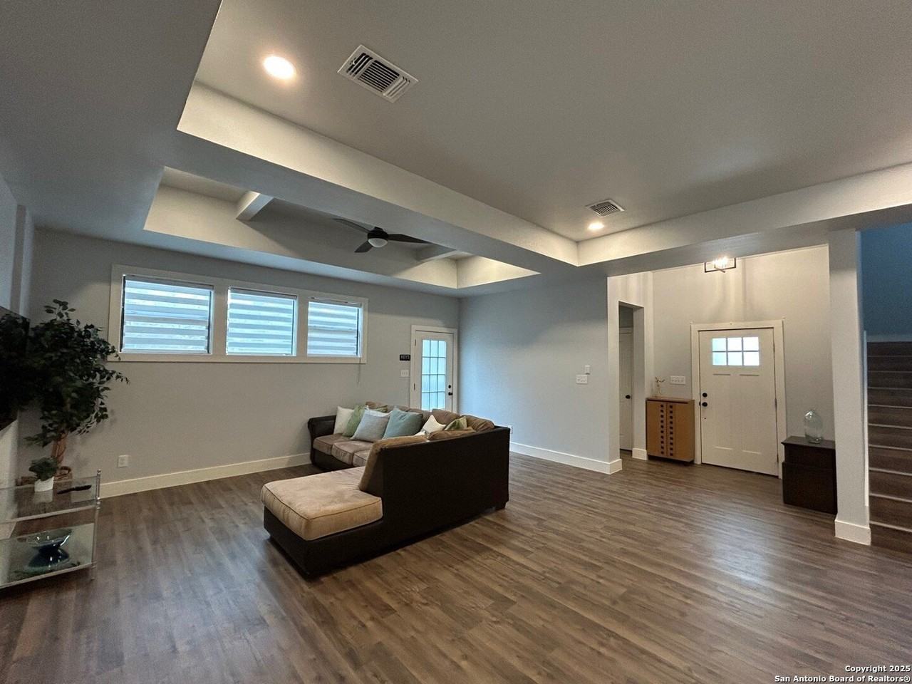 123 Fairview Ave Apt 3 #3 - Photo 6 of 27