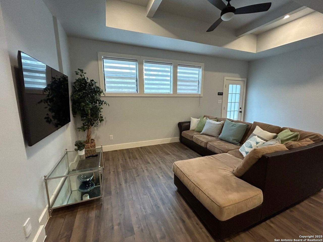 123 Fairview Ave Apt 3 #3 - Photo 7 of 27