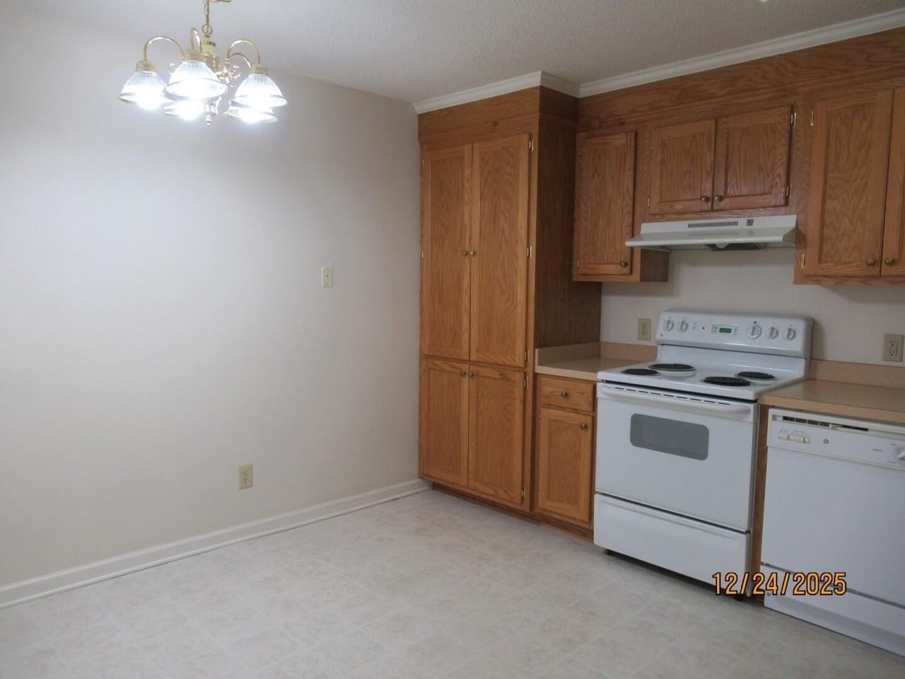 251 Rast St Apt G6 #G6 - Photo 3 of 15