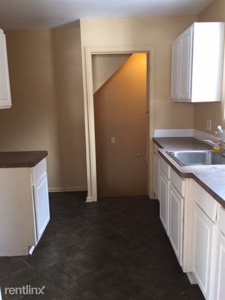 24844 Landau St - Photo 3 of 8