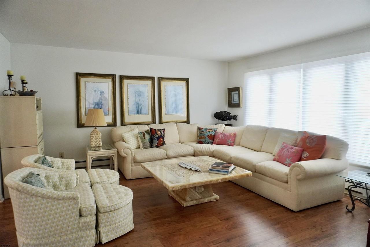 13 S Haverford Ave - Photo 4 of 31