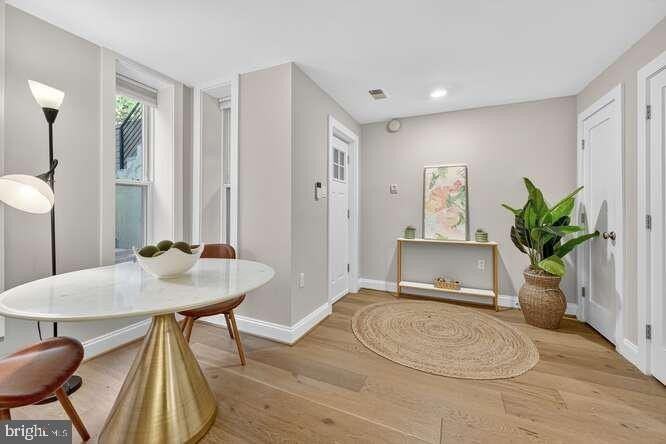 1450 Fairmont St Nw Apt A #A - Photo 4 of 14