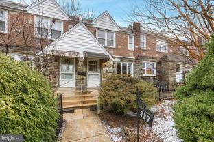 239 S Bayberry Ln - Photo 1 of 1