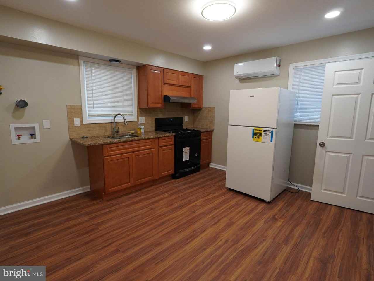 710 N York Rd - Photo 3 of 12