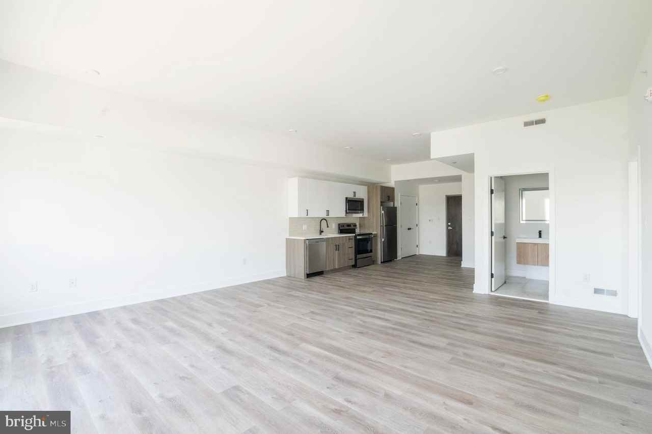 1420 Point Breeze Ave Apt 406 #406 - Photo 6 of 22