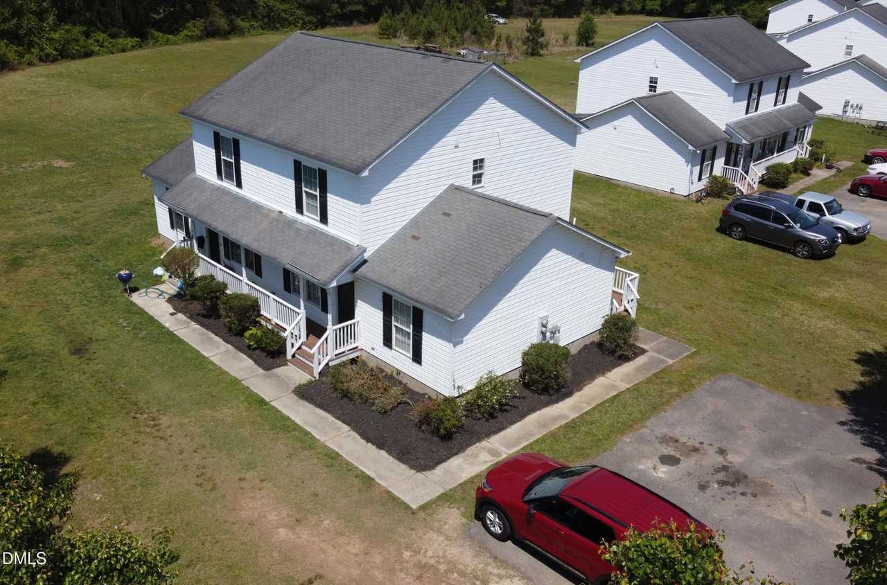 17 Brantley Cir - Photo 4 of 31