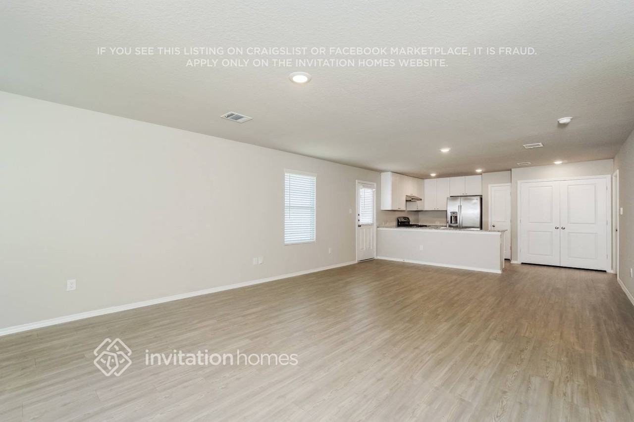 14110 Silos Mdws - Photo 4 of 17