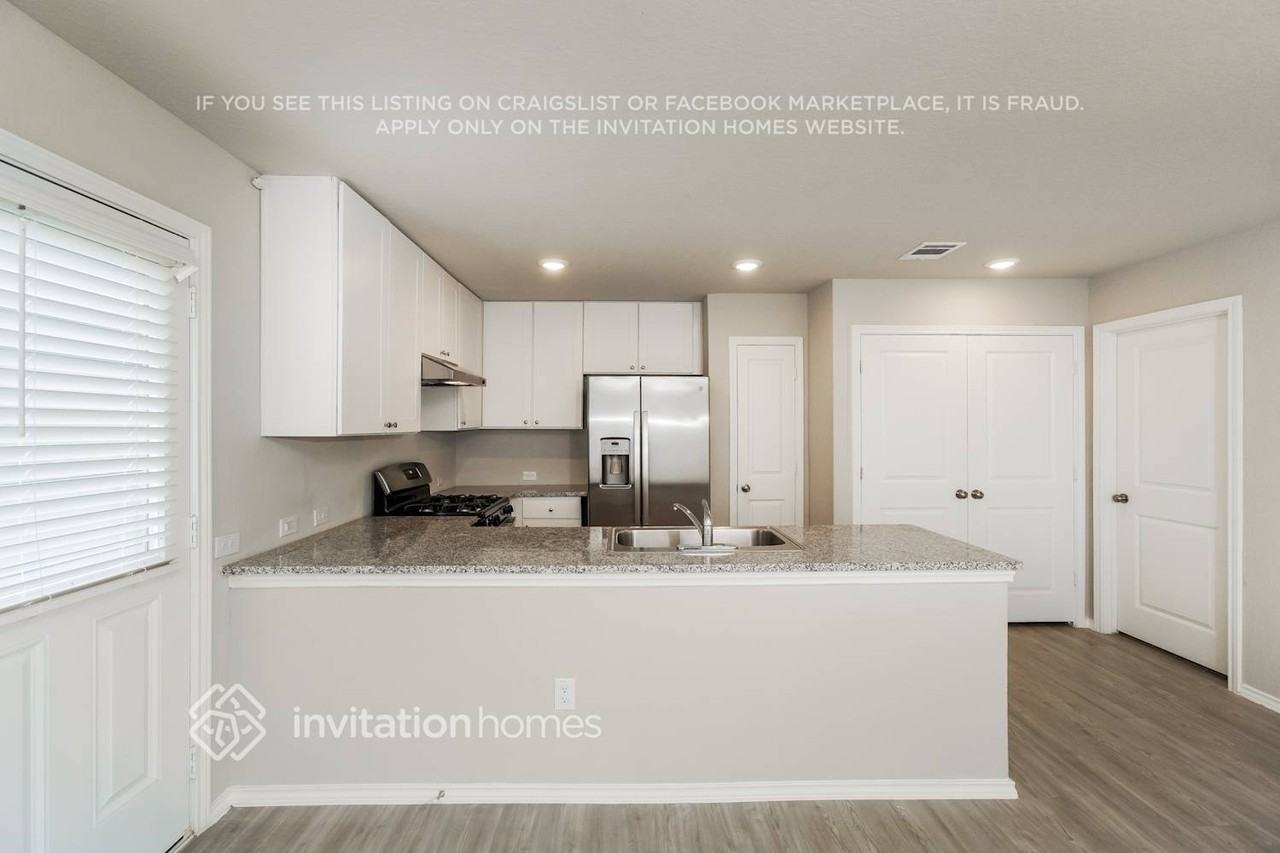 14110 Silos Mdws - Photo 5 of 17