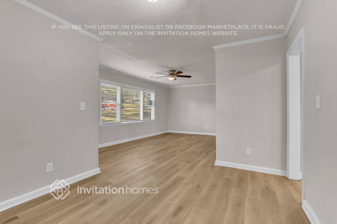 2505 Riggs Dr - Photo 4 of 21