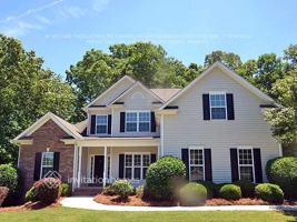 featured image of 200 Autumn Crk