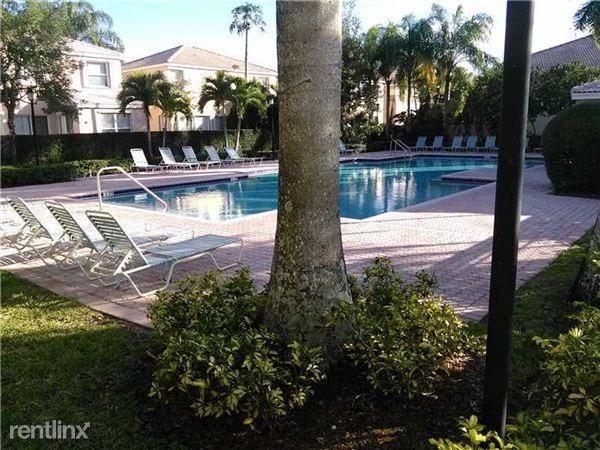 4739 NW 115th Terrace - Photo 3 of 20