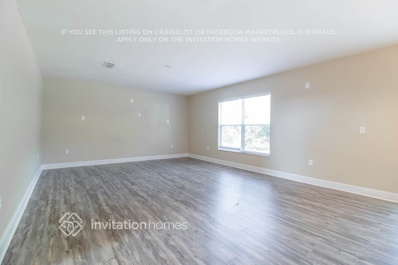 4859 Anton Ave - Photo 4 of 15