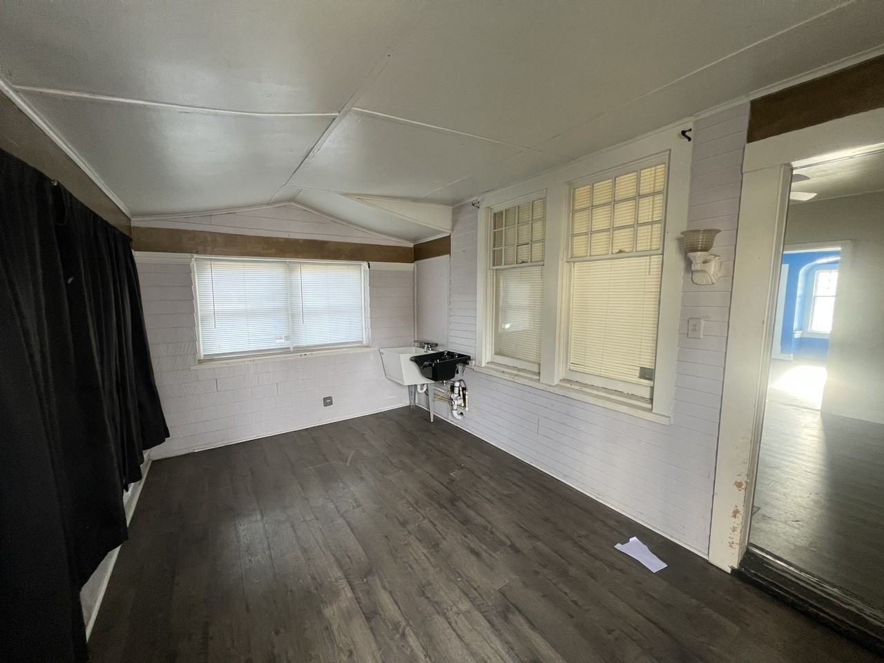 1013 W Decatur St #1 - Photo 2 of 22