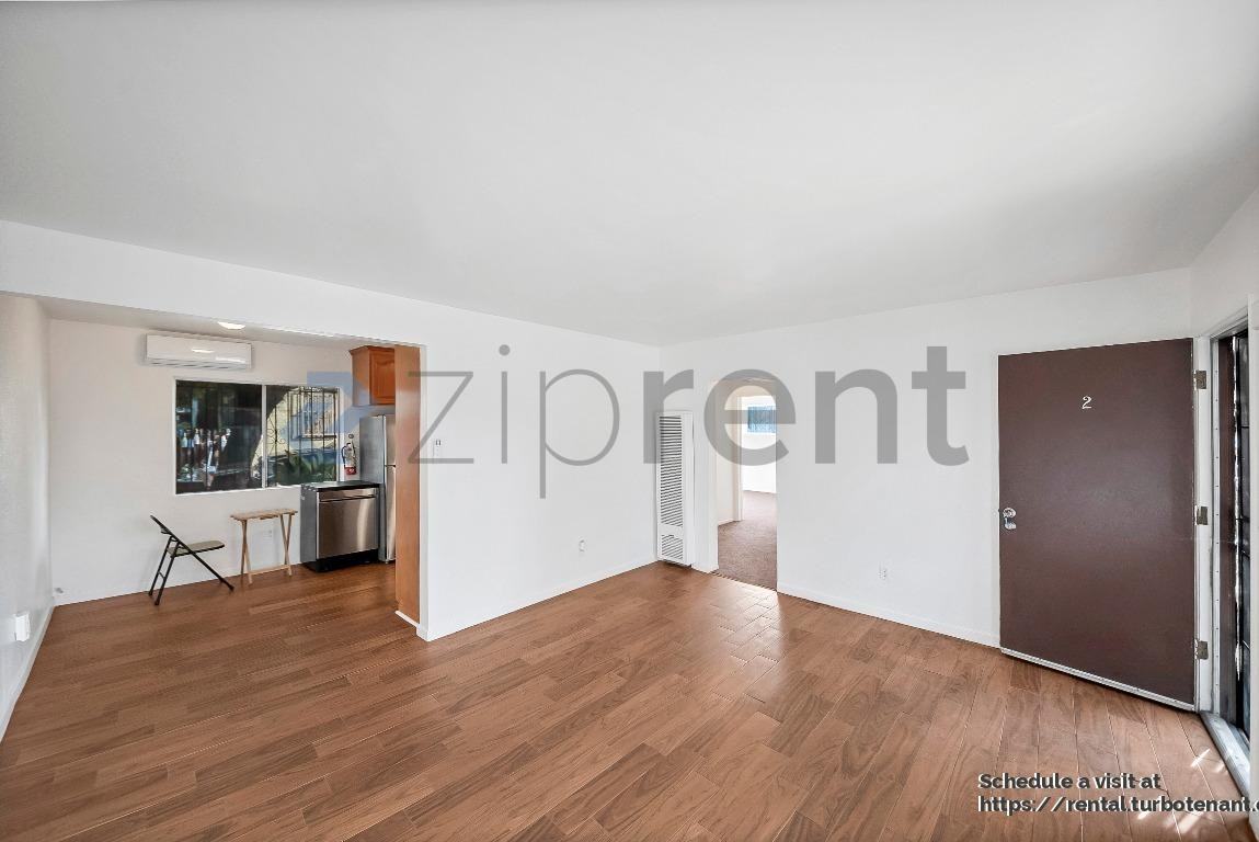 2458 S Normandie Ave #2 - Photo 4 of 16