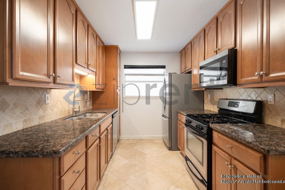 4244 Cherokee Ave #4 - Photo 7 of 16