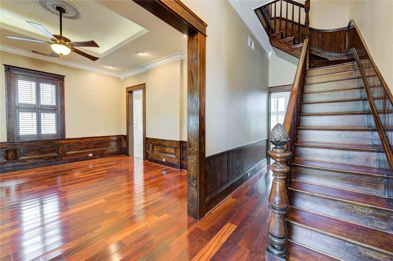 1507 20th St - Photo 5 of 21