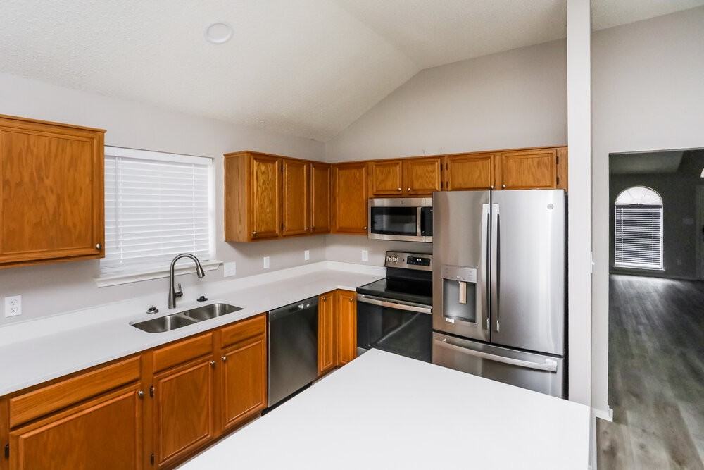 2508 Helen Ln - Photo 7 of 16