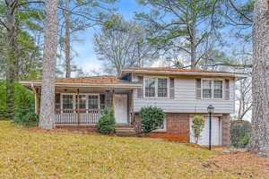 featured image of 809 Hagwood Rd