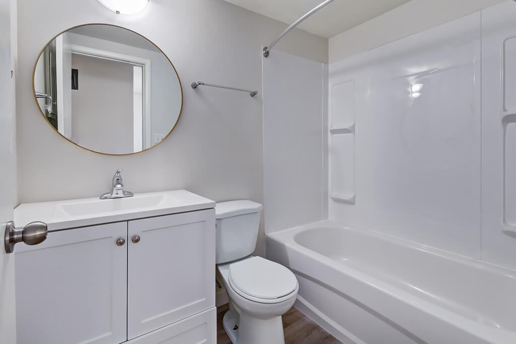 Greystone Manor - Photo 5 of 14