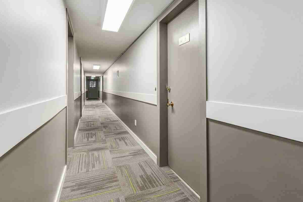 Greystone Manor - Photo 6 of 14