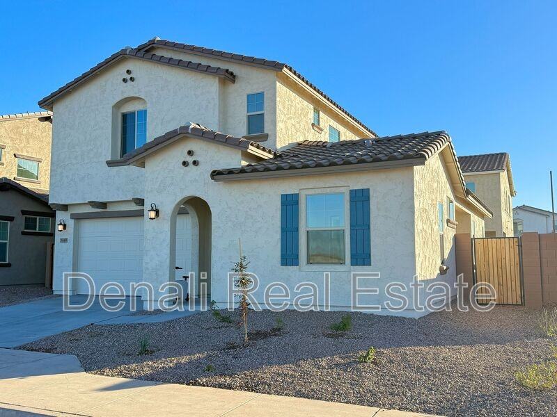 3949 S Verbena - Photo 3 of 36