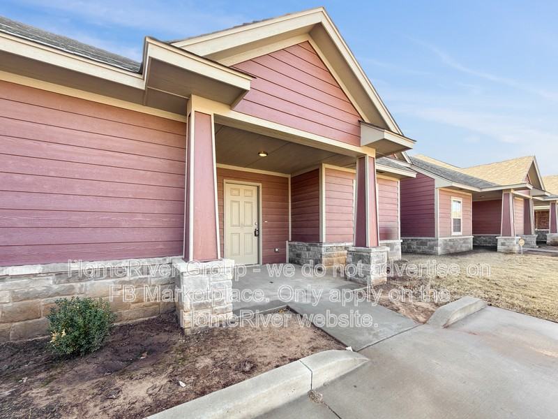 922 Sw 91st St - Photo 3 of 26