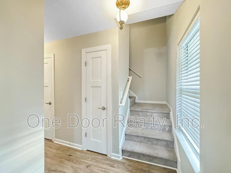 6021 Allegheny Rd - Photo 4 of 35