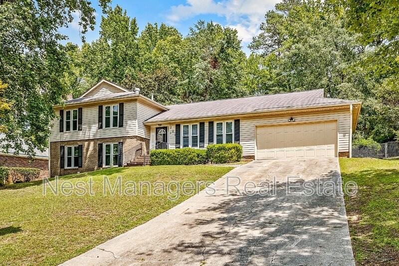 221 Waxhaw Dr - Photo 2 of 38