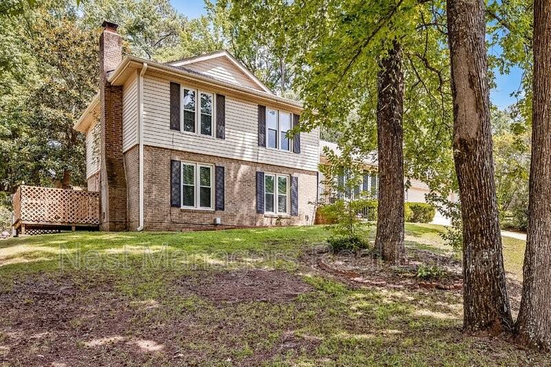 221 Waxhaw Dr - Photo 4 of 38