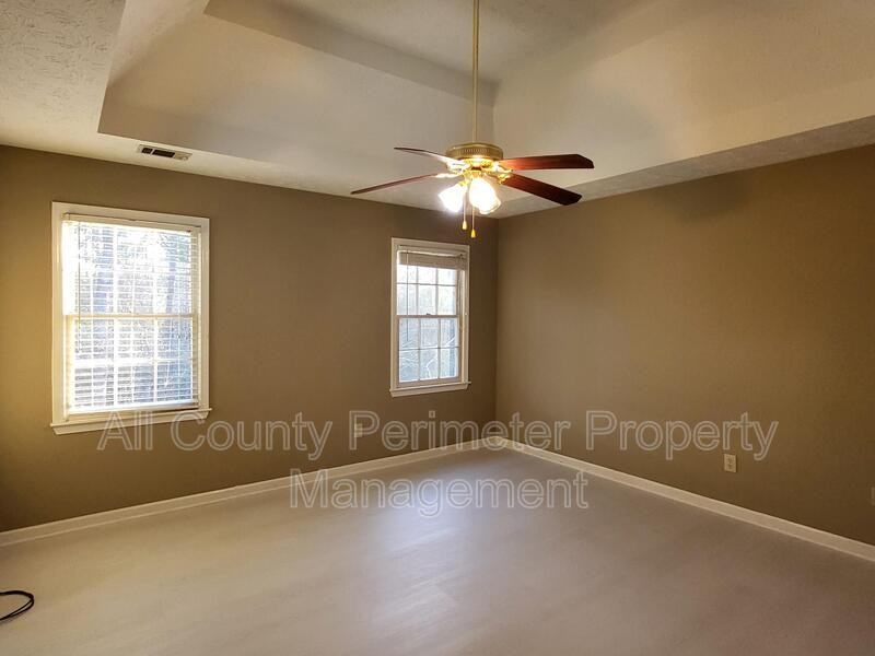 2990 Riverbend Dr - Photo 7 of 18