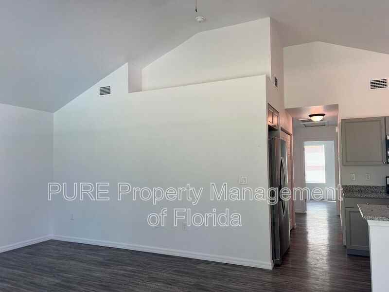 15310 Sw 40th Place Rd - Photo 2 of 33