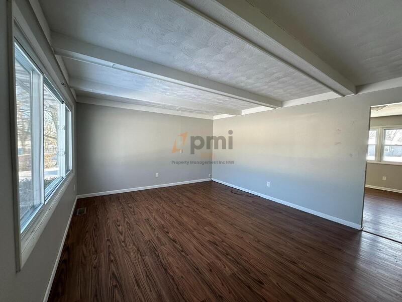 438 Piedmont Rd - Photo 4 of 23