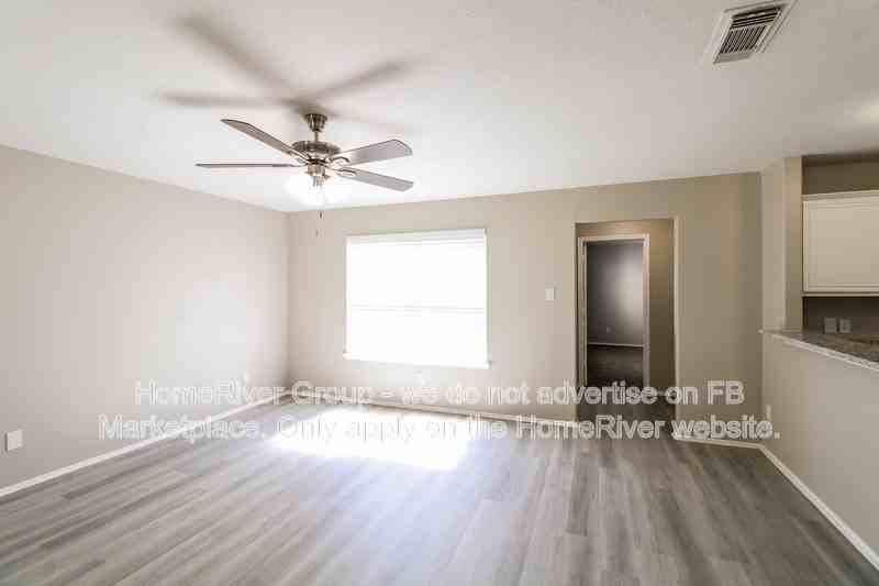 13150 Cutler Ridge Ln - Photo 3 of 21