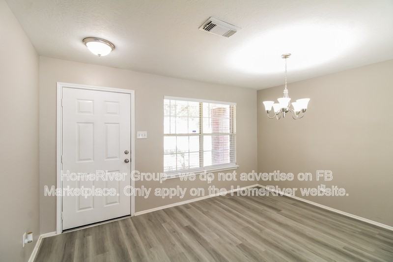 13150 Cutler Ridge Ln - Photo 4 of 21