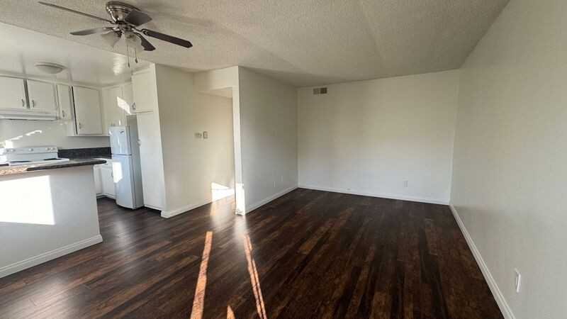 7350 Pickering Ave #10 - Photo 3 of 14