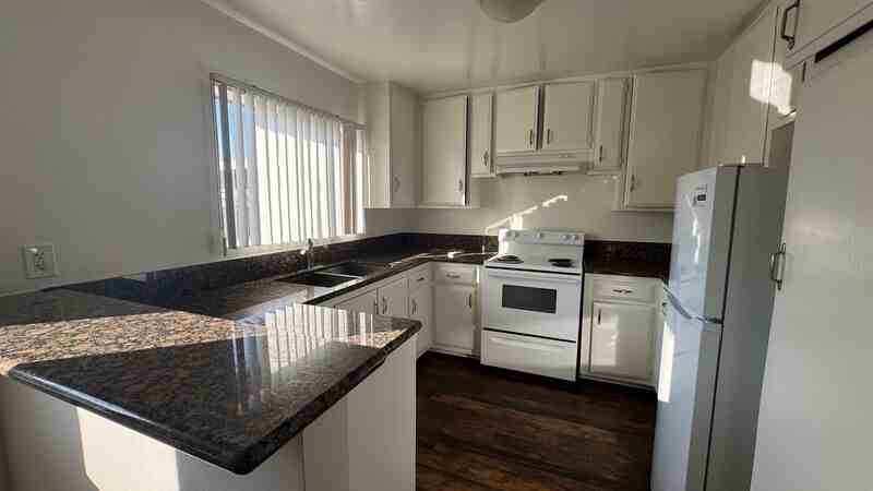 7350 Pickering Ave #10 - Photo 5 of 14