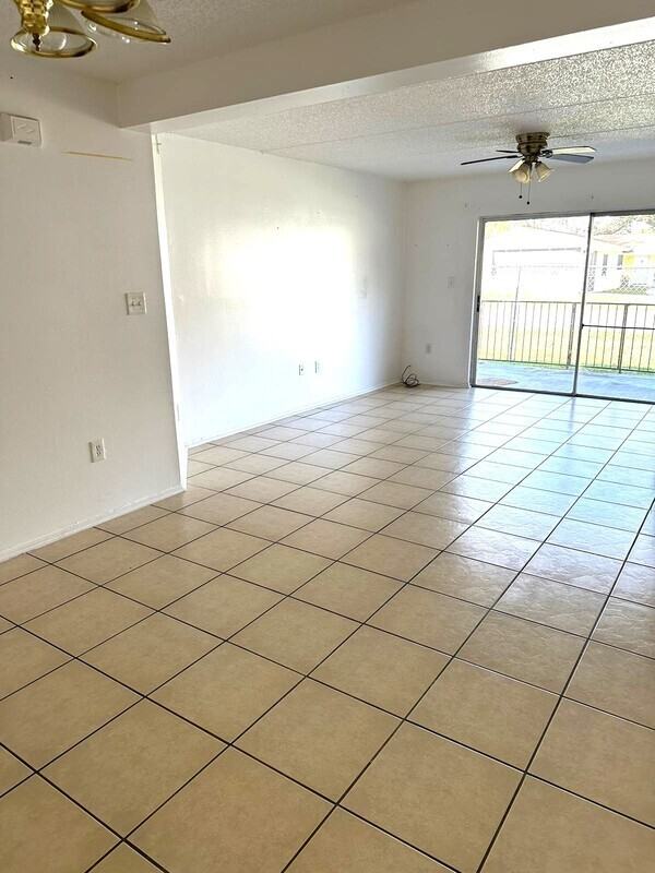 6513 Dumont St #6515 - Photo 2 of 6