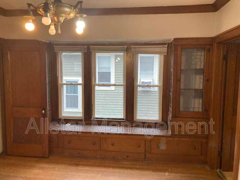 4115 Henritze Ave - Photo 6 of 12