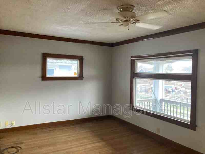 4115 Henritze Ave - Photo 7 of 12