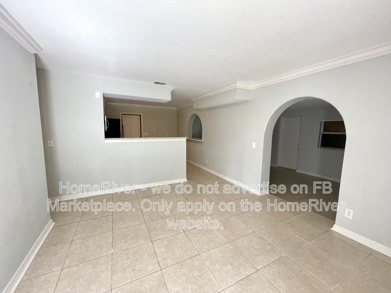 6414 S Lois Ave - Photo 3 of 19