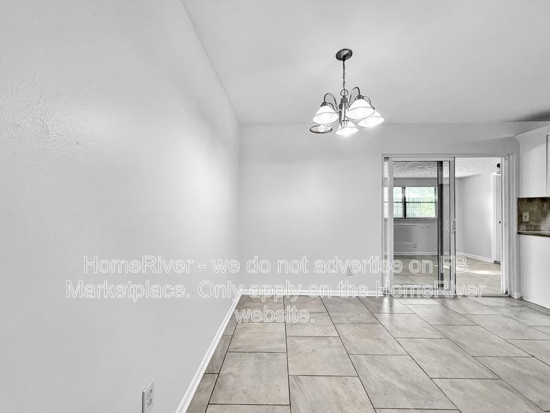 7320 Old Kings Rd S - Photo 3 of 21