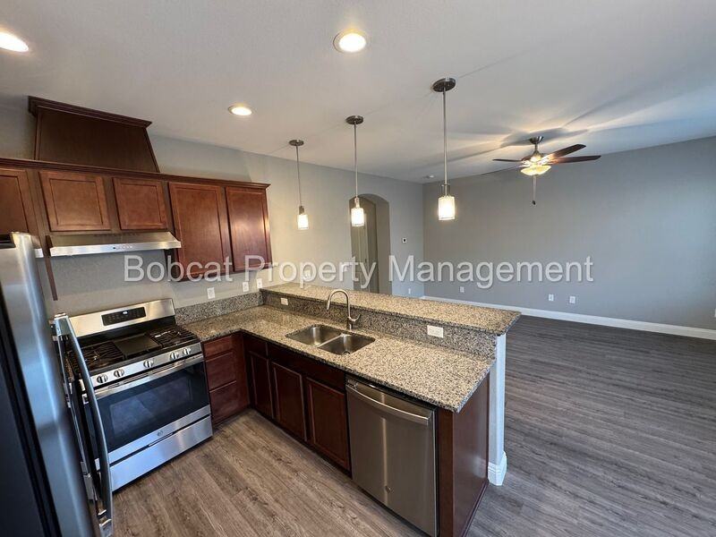 1292 Saltern Dr - Photo 7 of 31