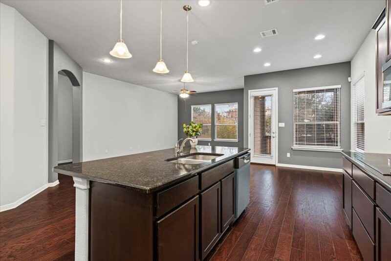 811 Wilson Ranch Pl - Photo 4 of 44