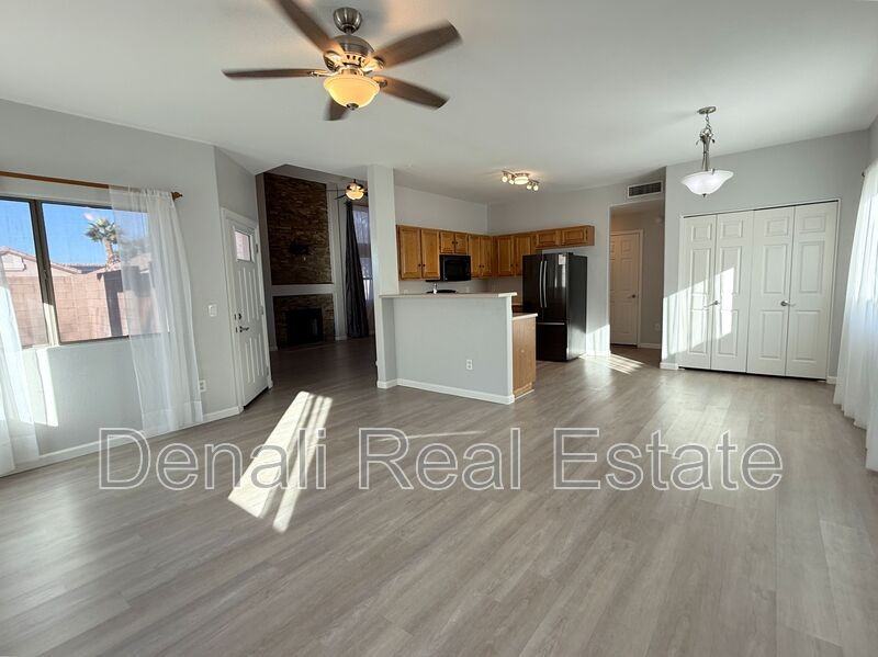 13874 N 91st Dr - Photo 6 of 25