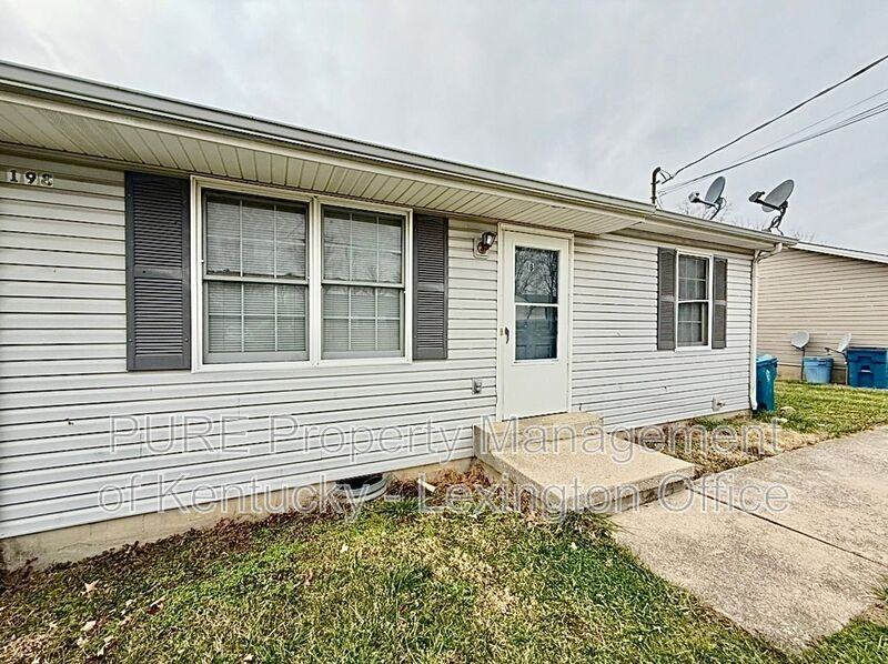 198 Daisy St #B - Photo 2 of 21