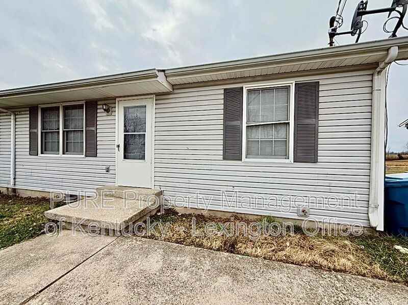 198 Daisy St #B - Photo 3 of 21