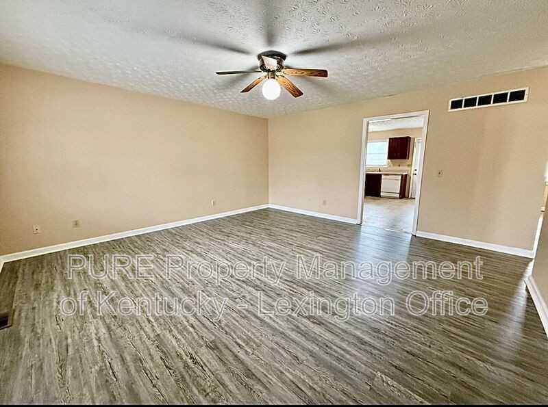 198 Daisy St #B - Photo 4 of 21