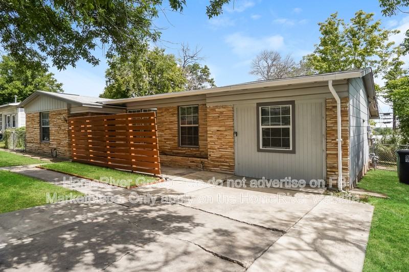 1218 Oblate Dr - Photo 2 of 30