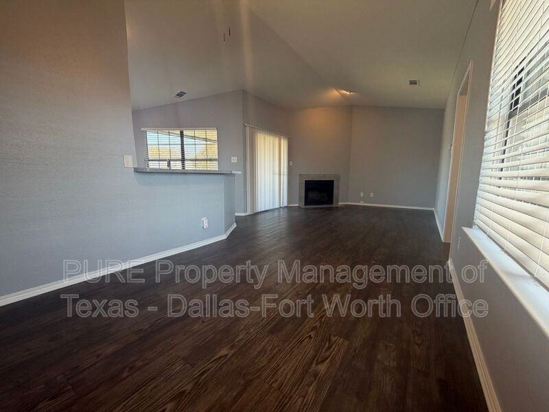 806 806/203 Castleglen Drive - Photo 7 of 29