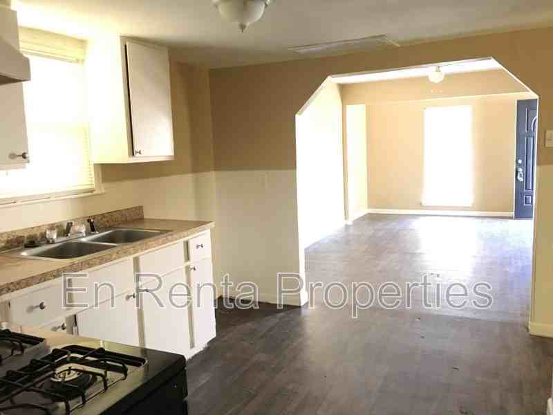 2903 Weber St - Photo 4 of 8